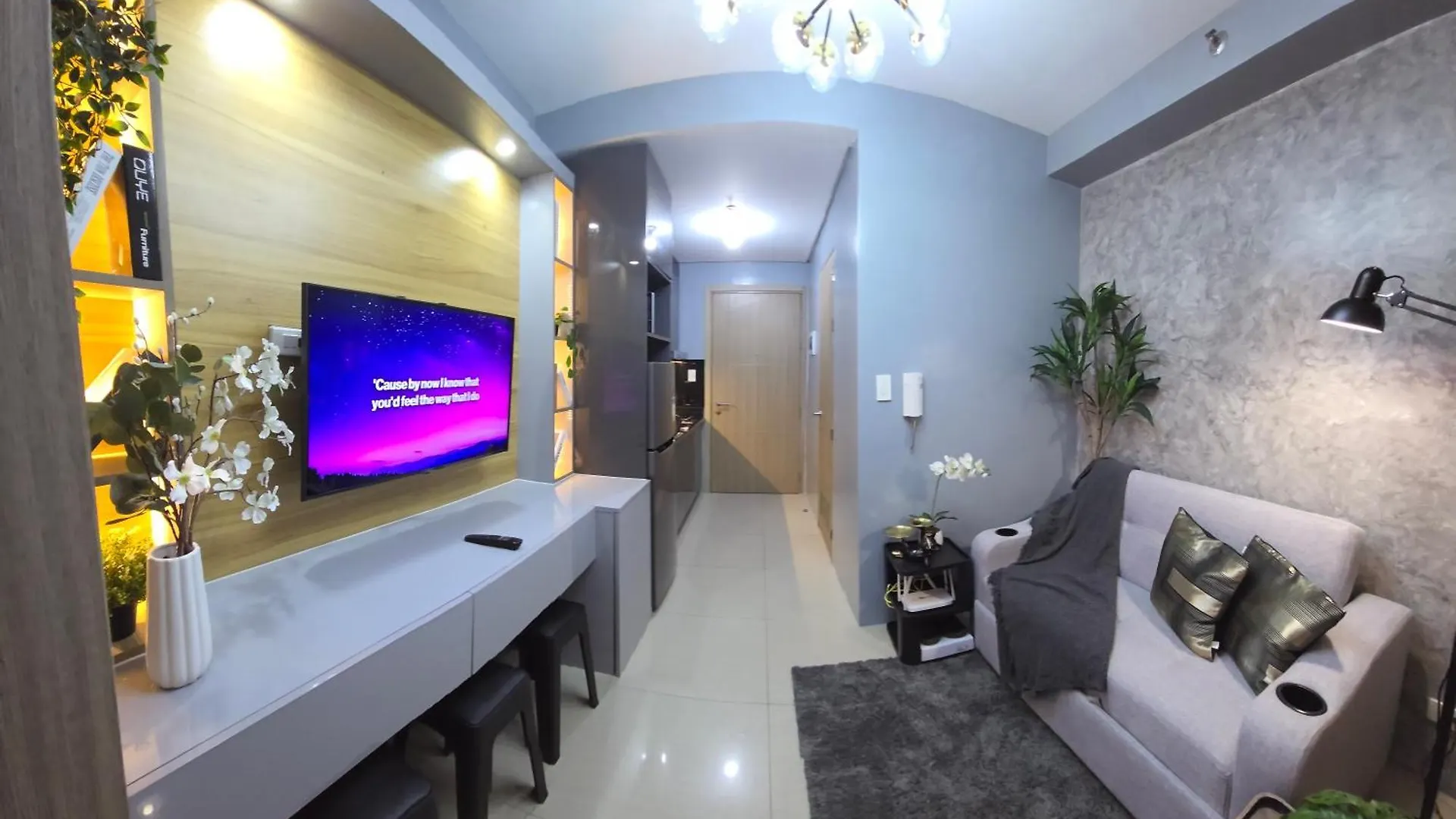 Cozy Corner At Shore 2 Manila